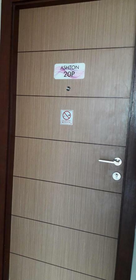 Vida View Apartement, Tower Asthon Unit 20 P Макасар Екстериор снимка